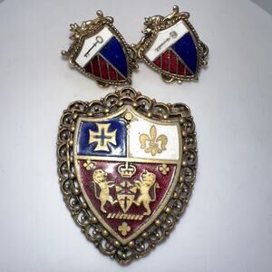 Vintage 1940s gold tone Heraldic red white blue enamel crest brooch earrings